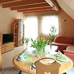 Konukevi Weinstube Schwalbennest Karlstadt
