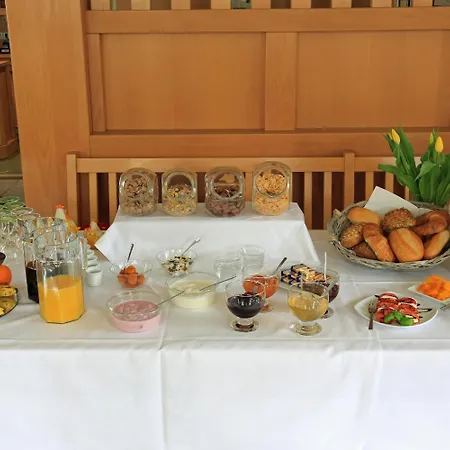 Weinstube Schwalbennest Pensionat Karlstadt
