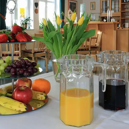 Gæstehus Weinstube Schwalbennest 3*
