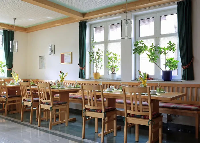 Weinstube Schwalbennest 3*
